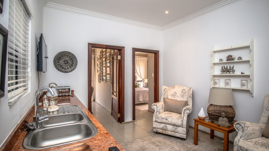 3 Bedroom Property for Sale in The Coves North West